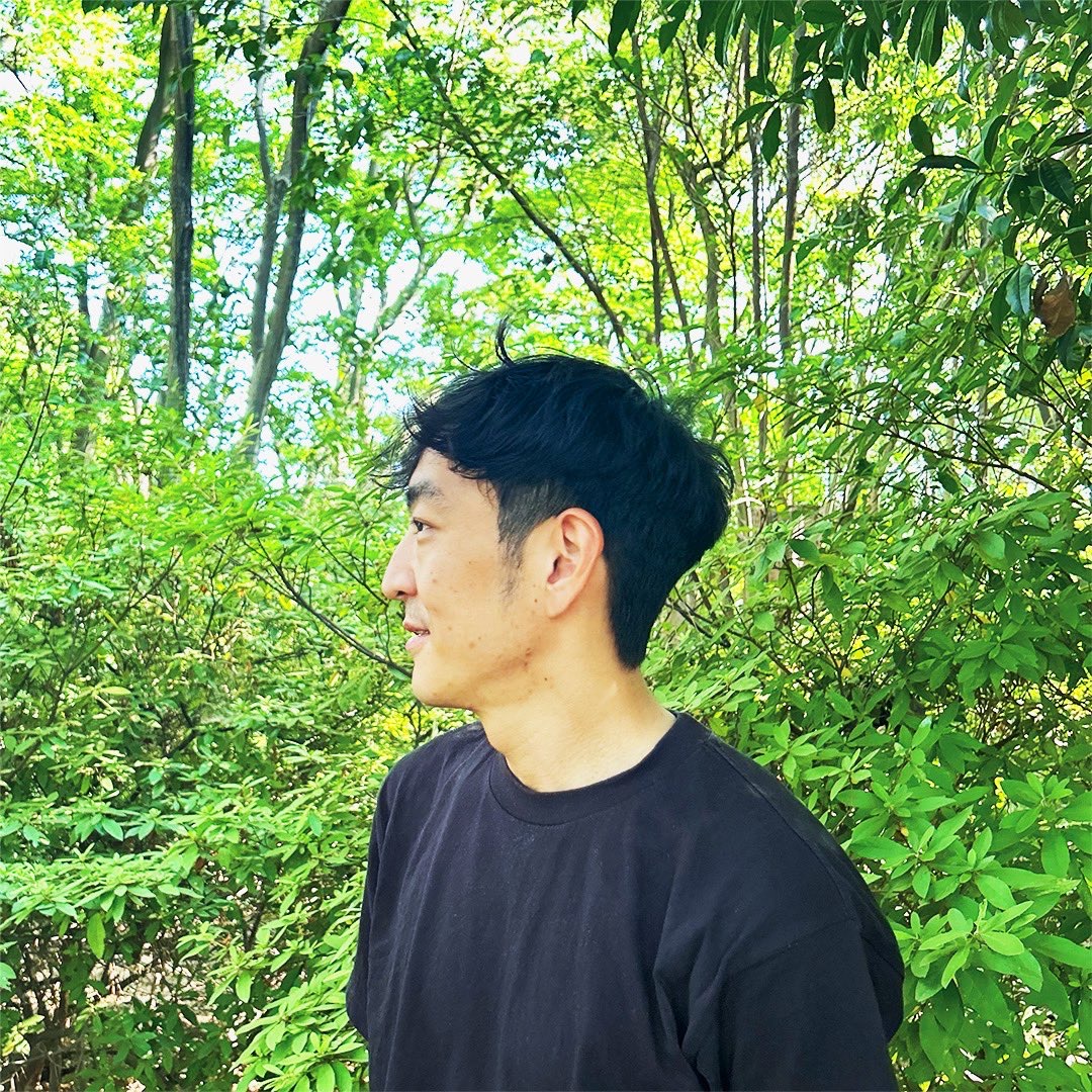 弓部岳樹 アーティスト写真